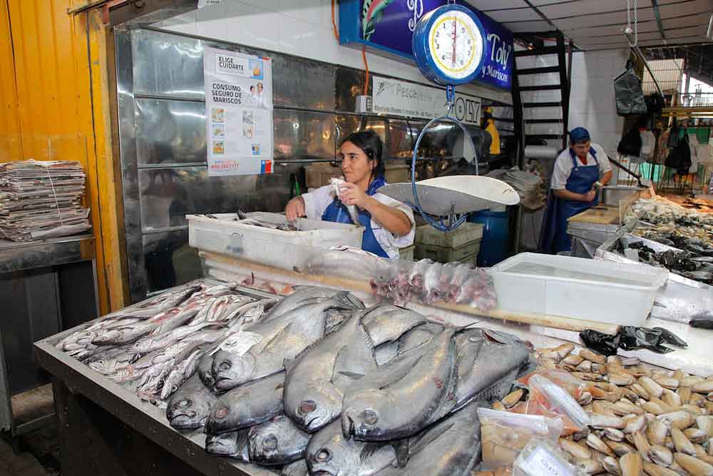 En pleno Viernes Santo se disparan los precios en las pescaderías
