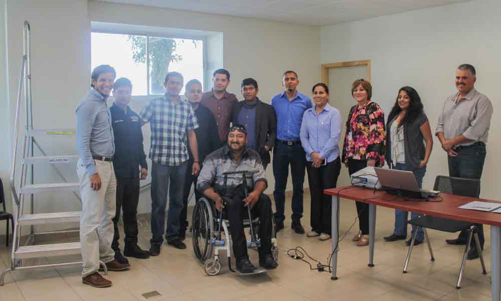 Mejora calidad de vida de personas con discapacidad alianza entre DIF y UABC