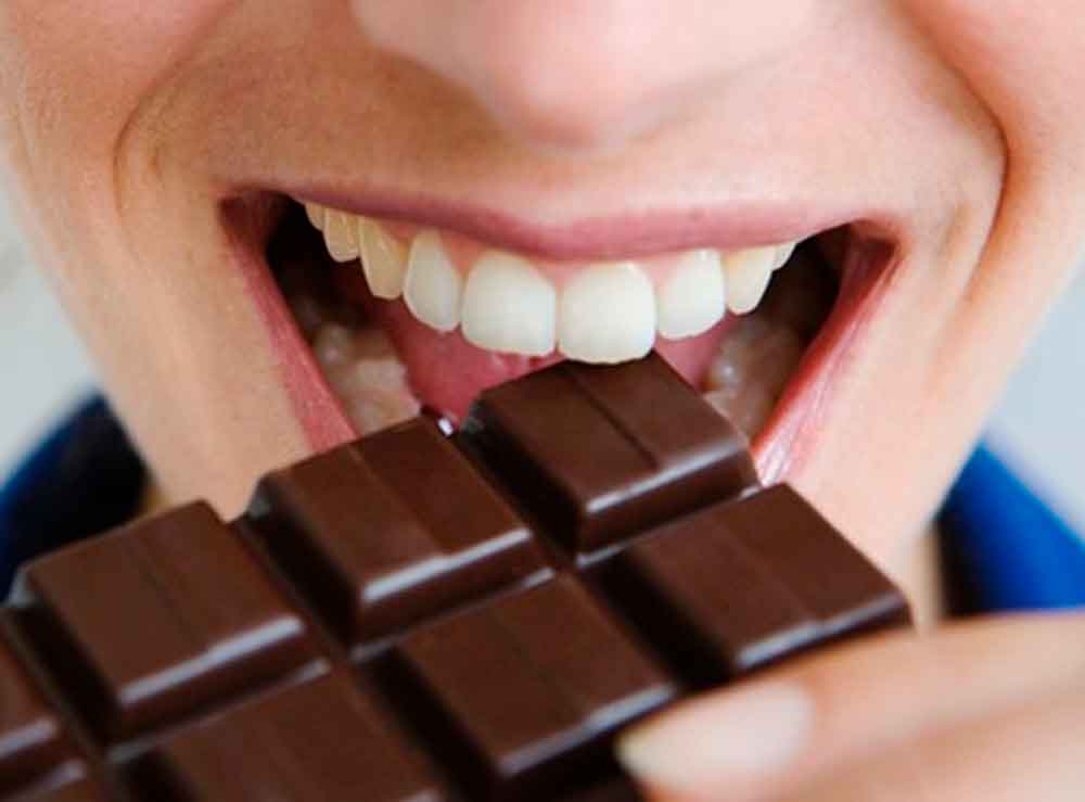 Comer chocolate te hace más inteligente