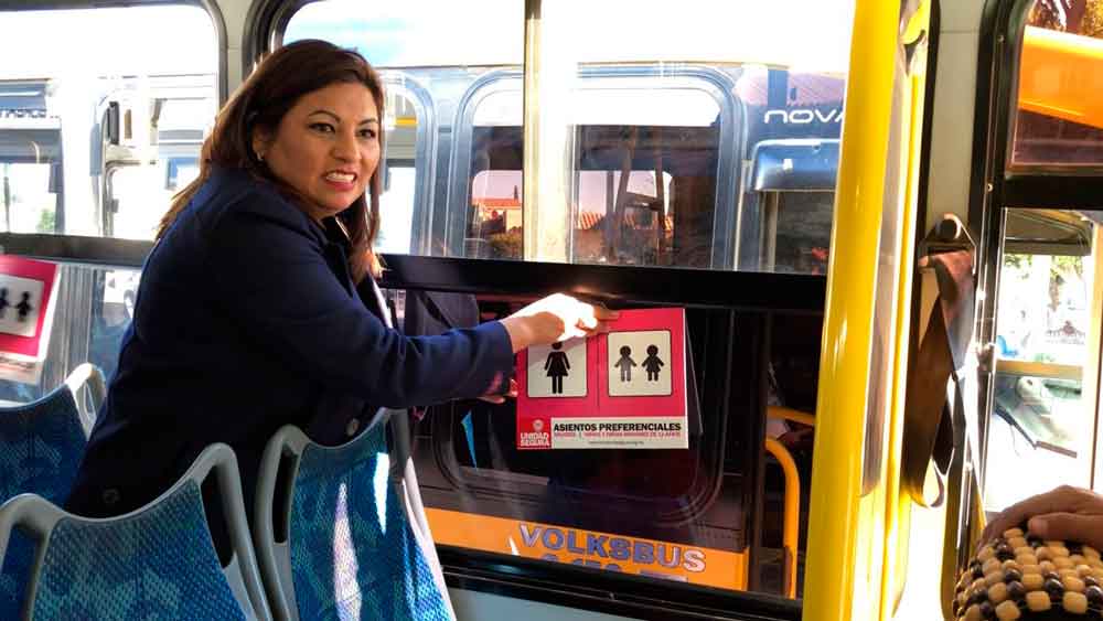 Transporte público contarán con zonas preferenciales para mujeres, niñas y niños