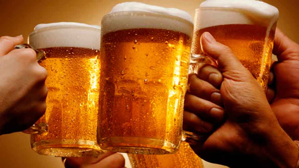 Por inicio de clases, Bar de Tijuana dará cerveza gratis a universitarios