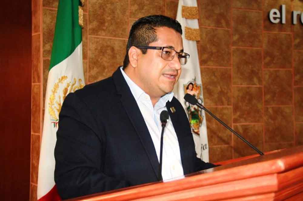 Sesiona Comisión de Medio Ambiente que preside Diputado Benjamín Gómez