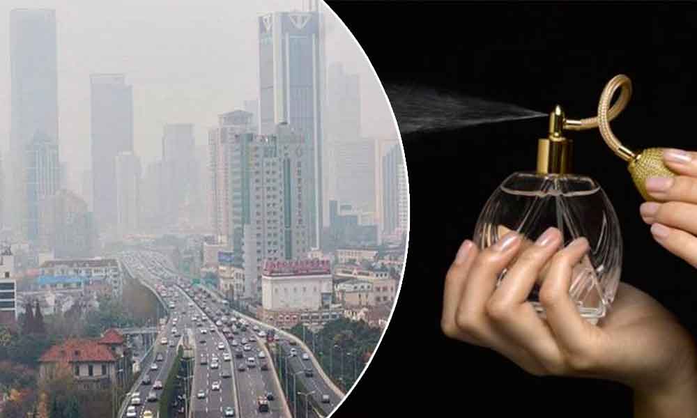 Los pesticidas y los perfumes contaminan el aire urbano al nivel de los vehículos