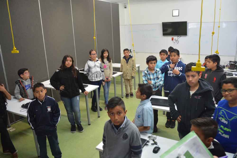 Participan más 144 niños en la Cuarta Feria Regional de Robótica en Tijuana