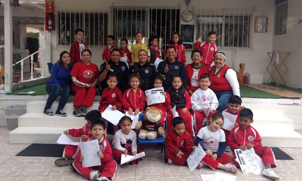 Participan 707 niños en pláticas DARE en Tijuana