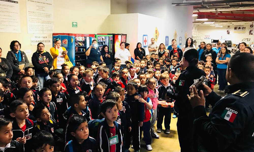 Conviven 220 niños de preescolar con agentes de la Policía Municipal en Tijuana