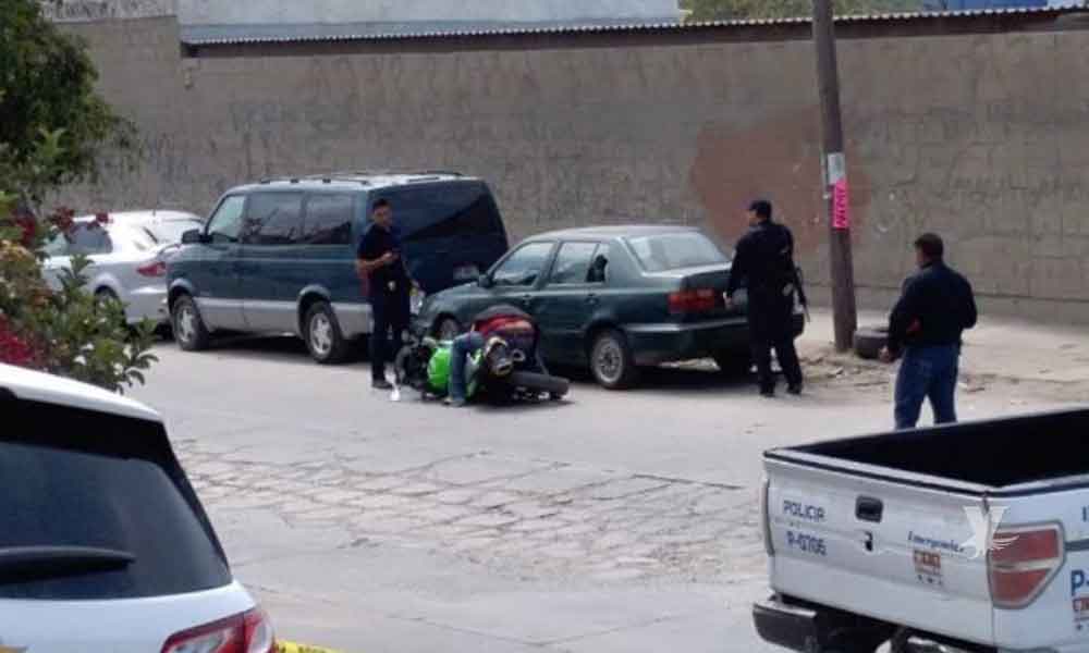Hombre asesinado en Tijuana mientras conducía su motocicleta