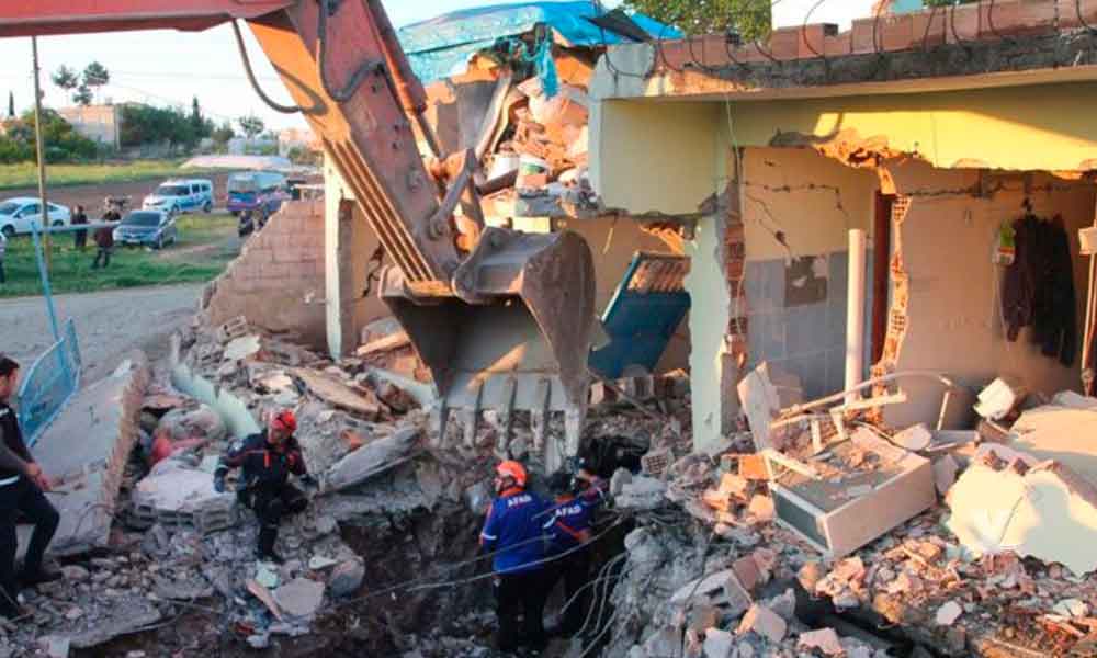 39 heridos y millones de dólares en perdidas es el saldo en terremoto de 5.1 en Turquía