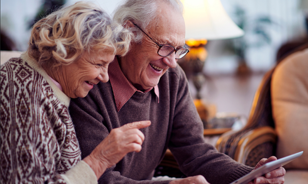Crean aplicación para ayudar a adultos mayores con demencia senil y Alzheimer
