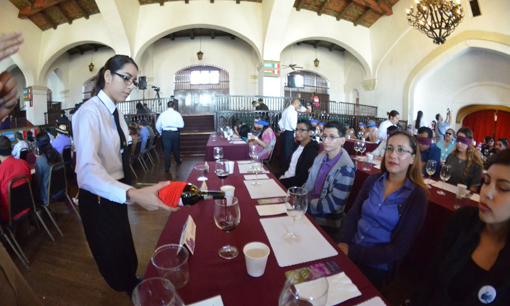 Invita Universidad Autónoma Baja California al XXVI Concurso Internacional de Vino en Ensenada