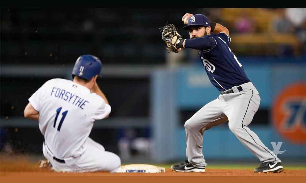 Primer juego de MLB en Monterrey es ¡sin hit, ni carrera!