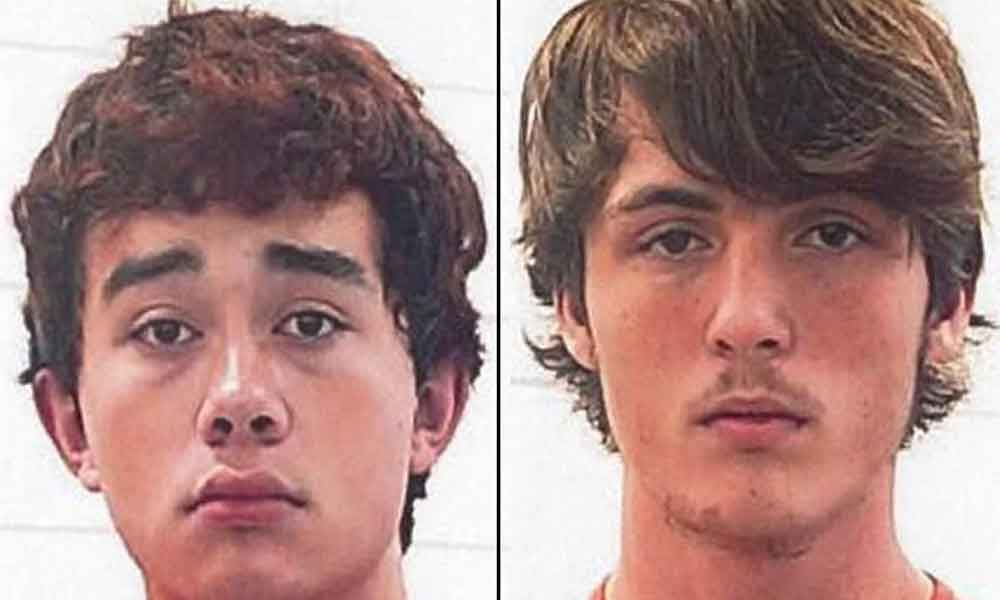 Dos jóvenes querían saber que se sentía asesinar y apuñalaron a su amigo