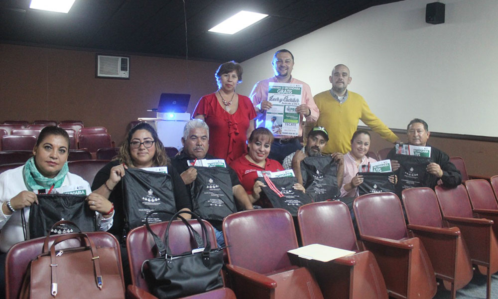 Capacitan para jornada de alfabetización a delegados municipales de Tecate