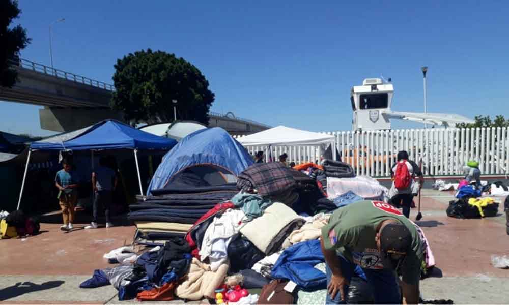 Desmantelan campamento de migrantes en garita el Chaparral