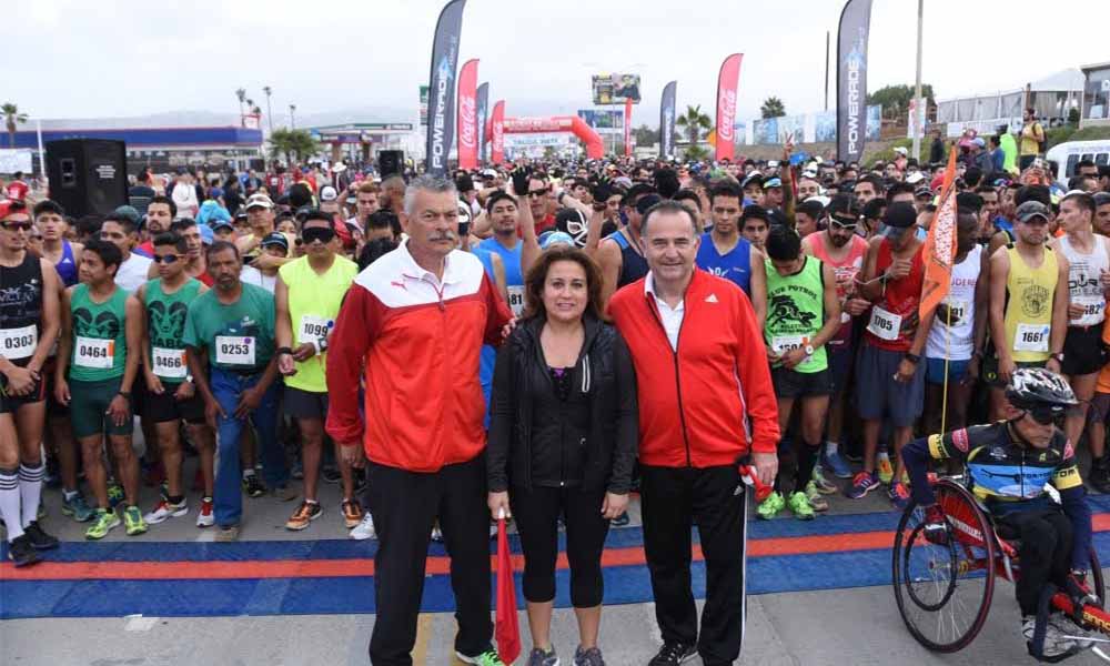 Registran más de 2 mil participantes en medio maratón Ensenada-Powerade