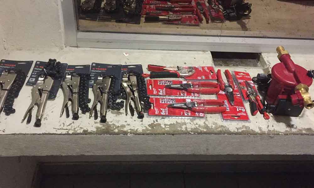 Detenida por robar herramientas de Home Depot en Tijuana