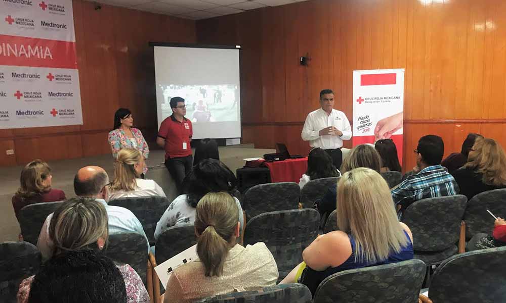 Visitan autoridades educativas las instalaciones de hospital Cruz Roja en Tijuana