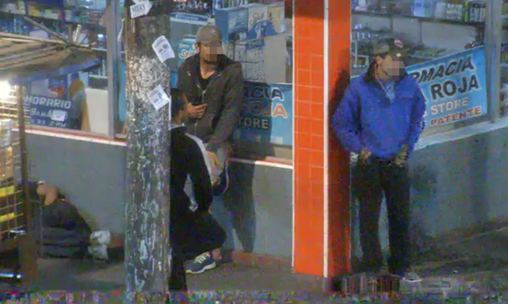 Aseguran a dos sujetos tras robar aplicando la llave china en Tijuana