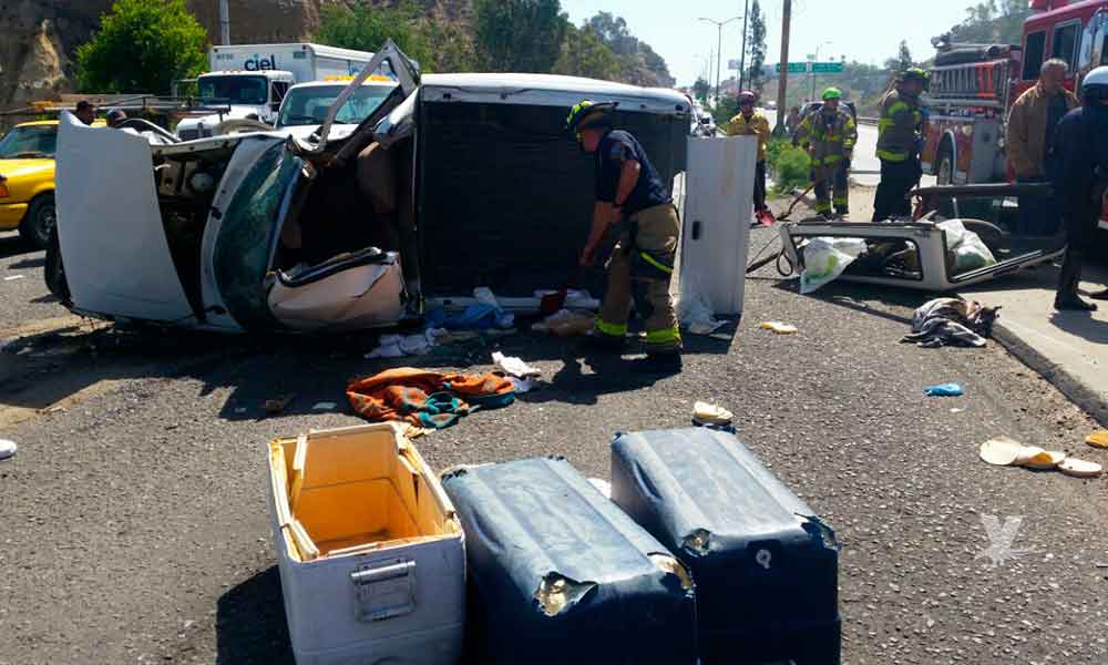 Fatal accidente sobre la carretera a Playas de Tijuana deja un hombre muerto