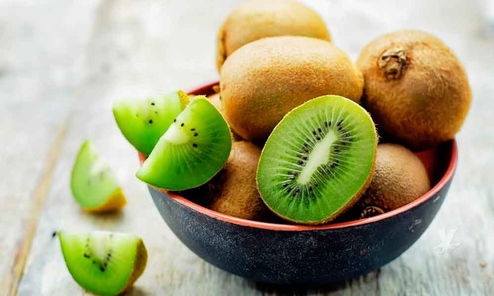 Te contamos cuales son los beneficios de comer kiwi