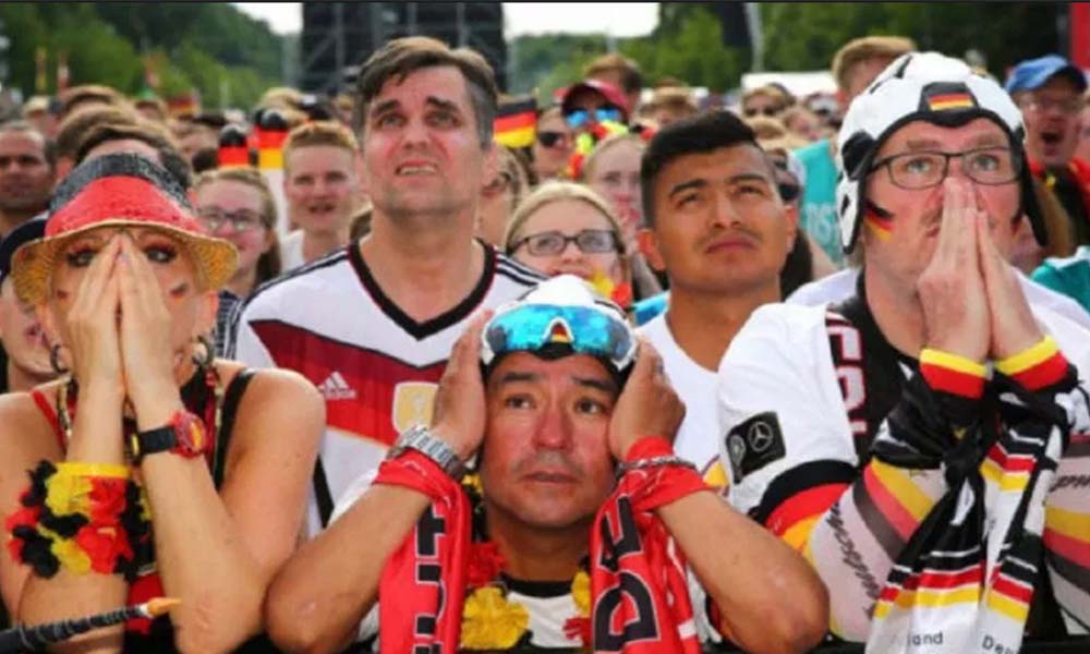 Apuñalan a aficionado tras discutir la eliminación de Alemania