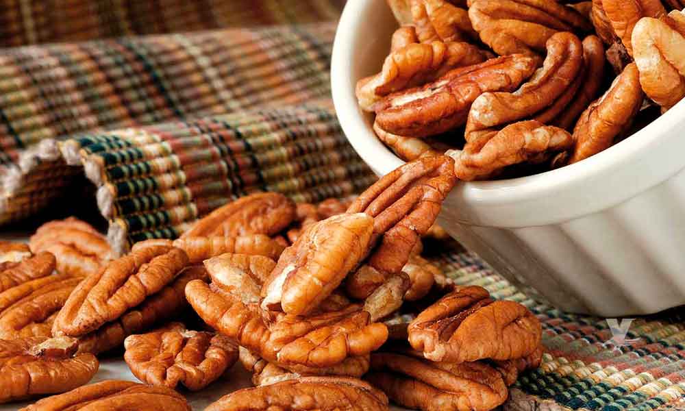 Comer nueces y almendras mejora niveles de glucosa y lípidos en pacientes con diabetes Tipo 2