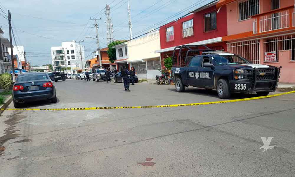 Hombre es detenido en Tijuana transportando una cubeta y en su interior había una cabeza humana