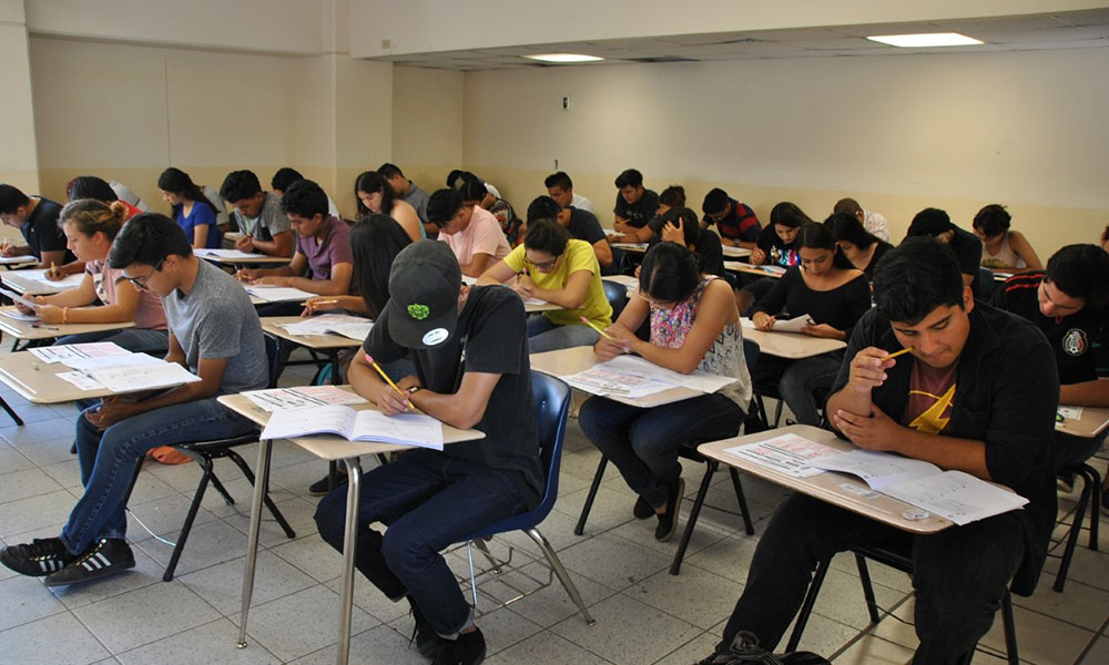 Aplican cerca de 32 mil aspirantes examen de admisión a Universidad Autónoma de Baja California