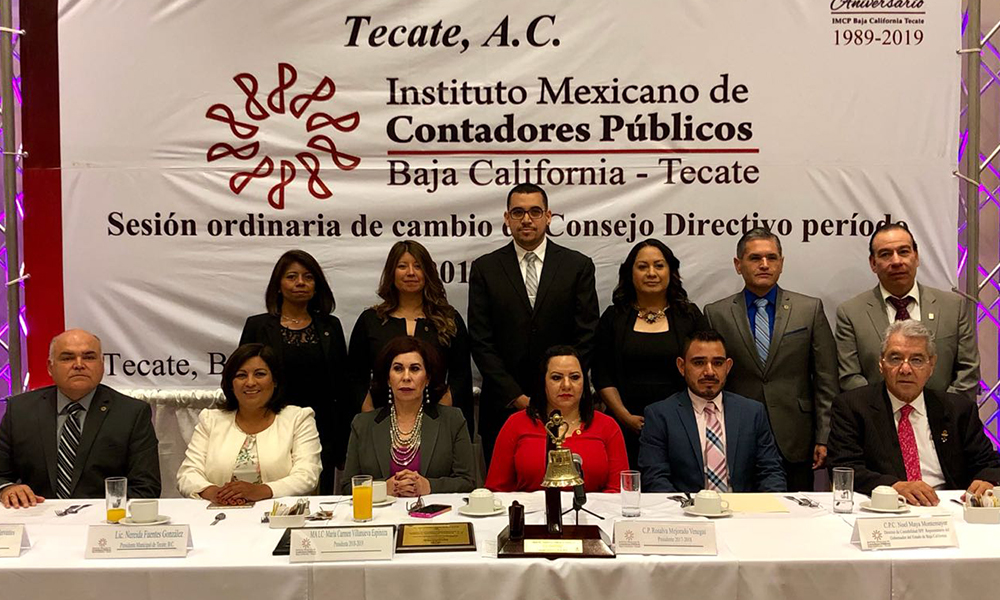 Rinde protesta mesa directiva del Colegio de Contadores Públicos de Tecate periodo 2018-2019