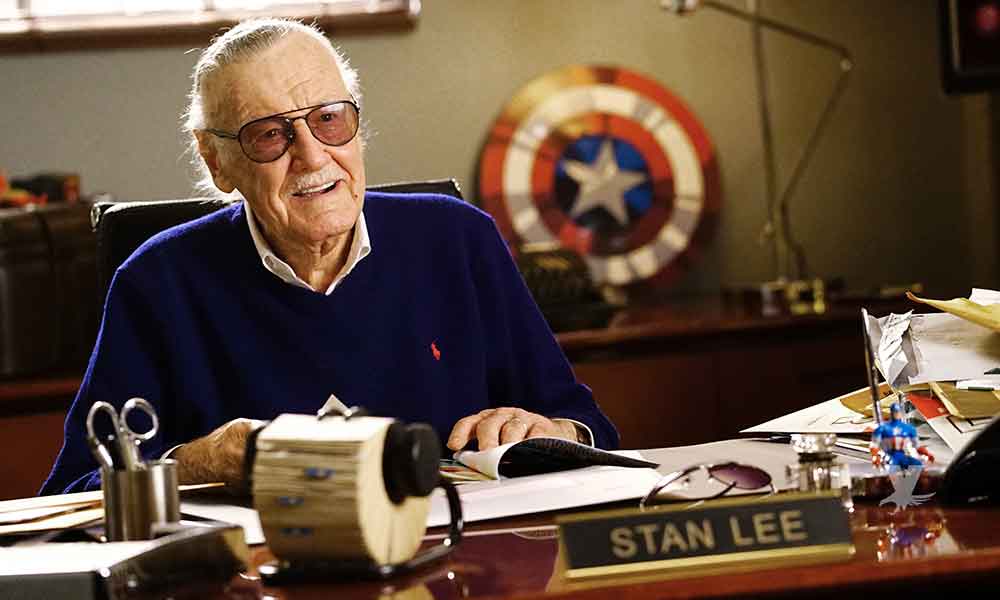 Hombres armados amenazaron y pidieron dinero al creador de Marvel Stan Lee