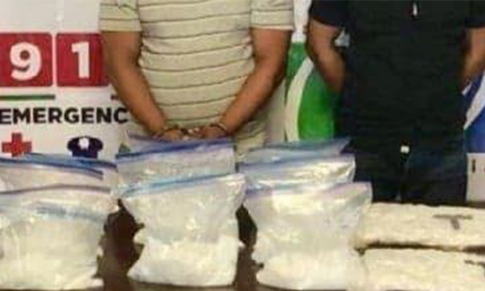 Aseguran a dos sujetos en posesión de más de 13 kilos de metanfetaminas en Tijuana