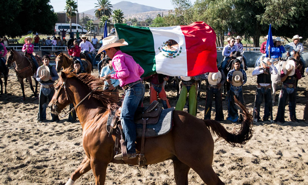 Invitan este Sábado y Domingo Gran Rodeo y Exhibición de Charros en la Feria Tecate en Marcha