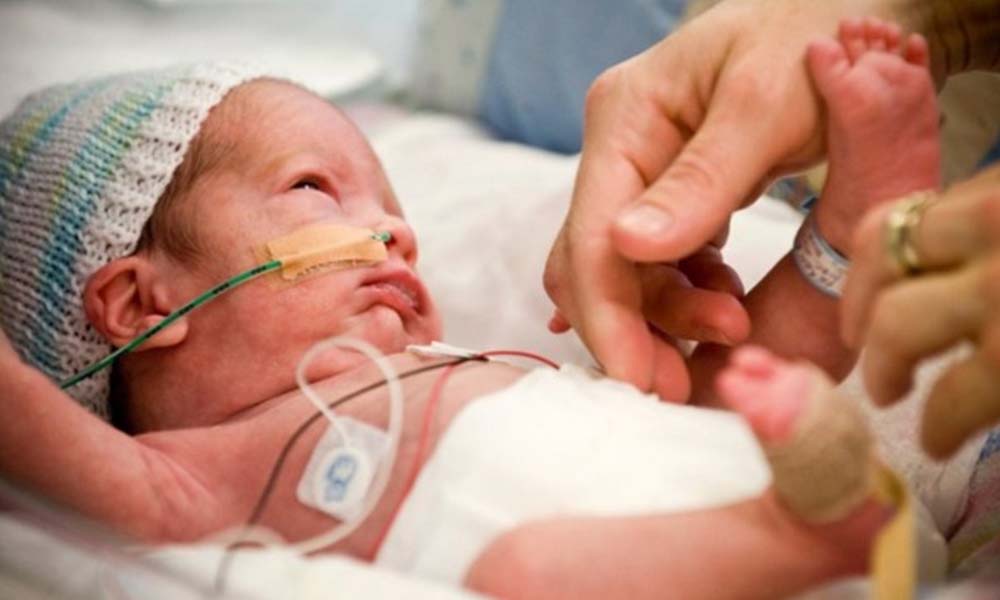 Alertan sobre virus peligroso que ataca a bebés prematuros