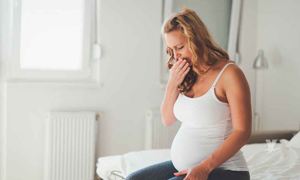 Mujer quedó embarazada de su amante mientras estaba embarazada in vitro