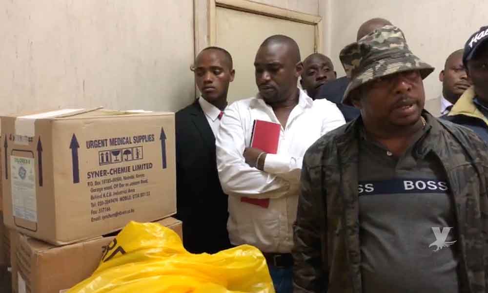 (VIDEO) Hallan 12 bebés y niños muertos dentro de cajas de cartón en un hospital de Kenia