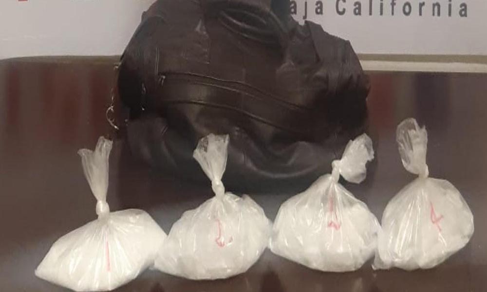 Decomisan más de 4 kilos de metanfetamina y arma de fuego en Tijuana
