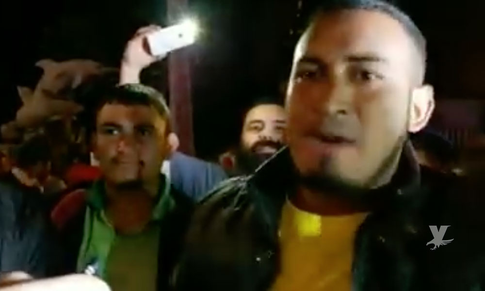 (VIDEO) Hondureño llama “tontos” a los mexicanos y dice que si hay que pelear pues nos matamos