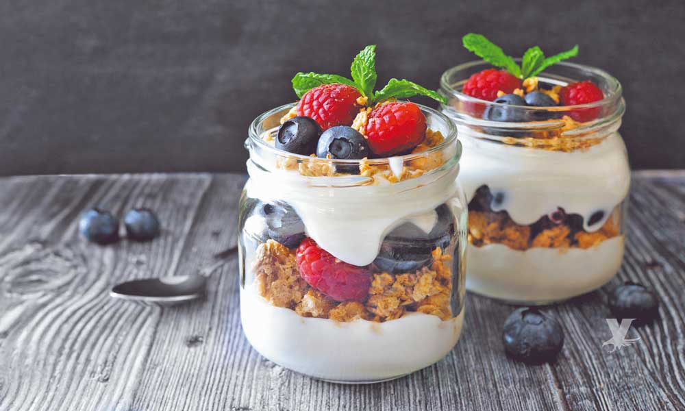 Comer yogur aporta beneficios increíbles para la salud