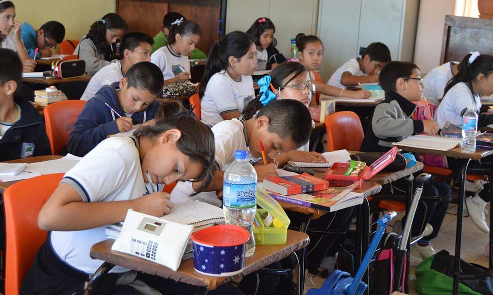 Reanudan clases este lunes escuelas públicas y privadas en Baja California