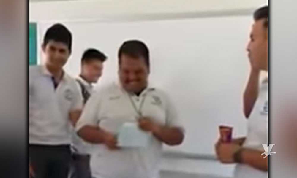 (VIDEO) Alumnos de Cetis donan parte de su beca para compañero de escasos recursos
