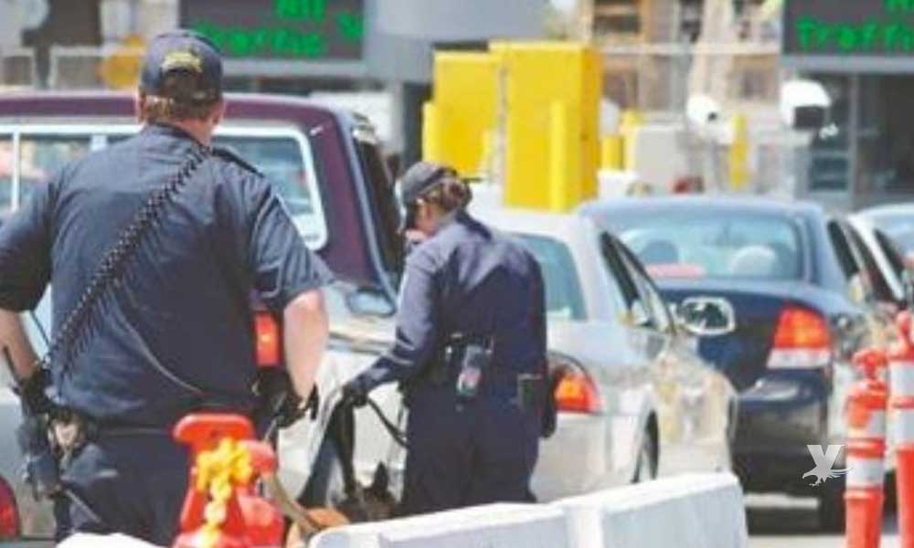 Conductor de Uber es detenido con indocumentados en garita Tijuana-San Diego