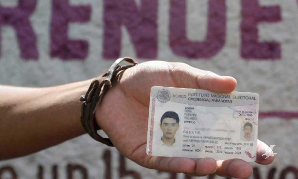 Migrantes falsifican documentos para obtener credencial del INE
