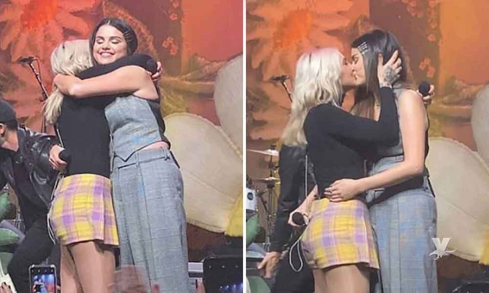 (VIDEO) Selena Gomez y Julia Michaels se besan la boca al final de un concierto