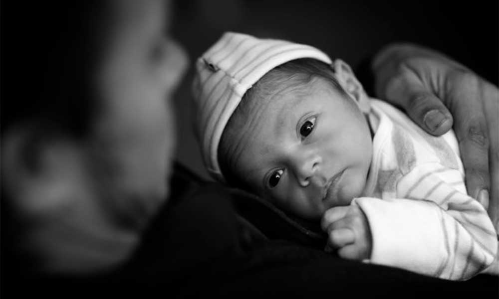 Padres podrán cambiar el orden de los apellidos de sus hijos en actas de nacimiento: Diputada