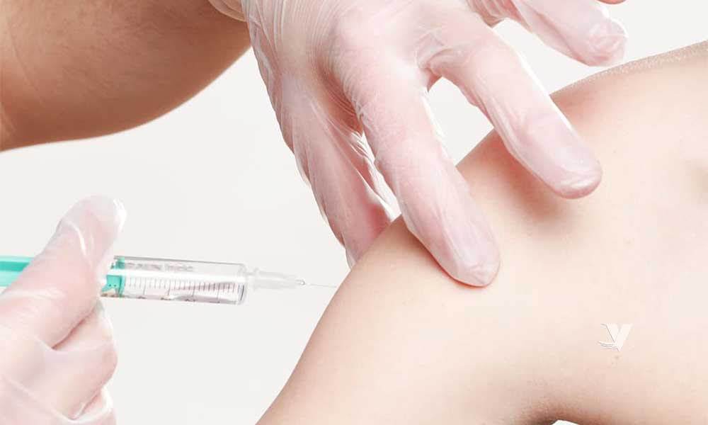 Alerta FGE por vacuna falsa contra el COVID-19